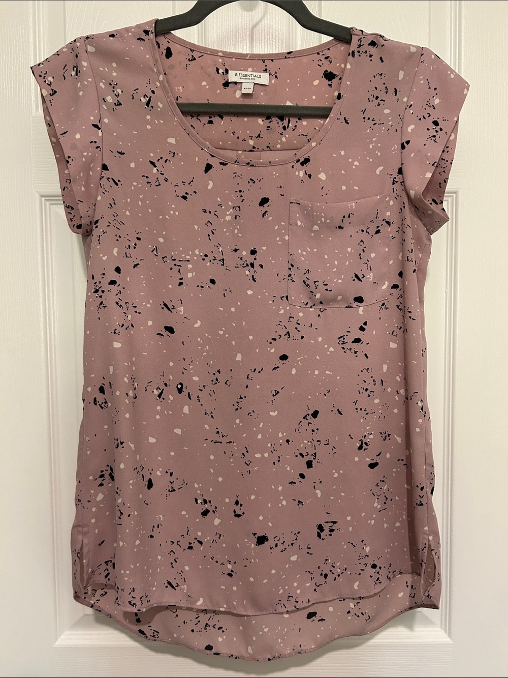 Reitmans Mauve Speckled Short Sleeve Pocket Tee
